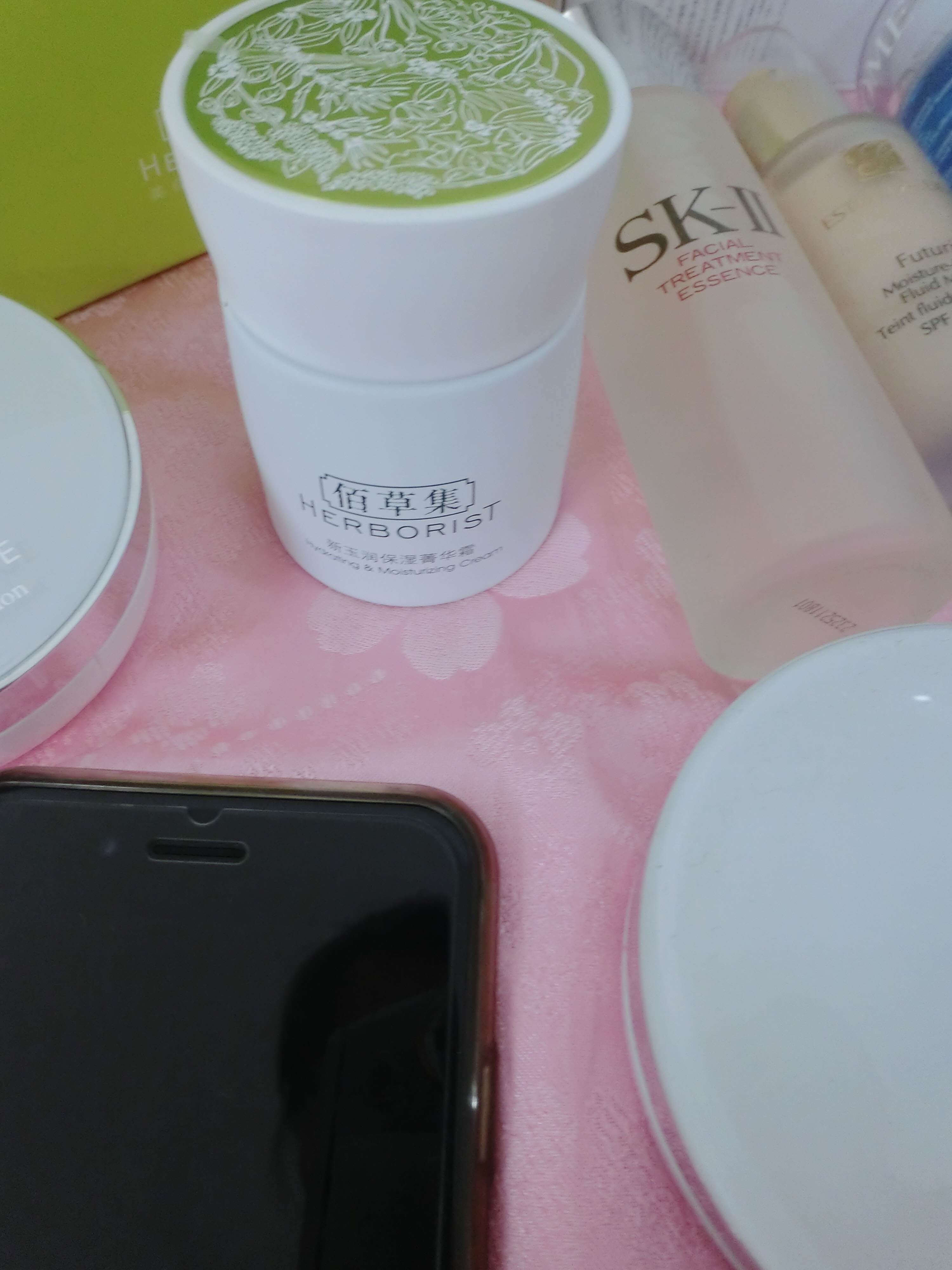 佰草集官网—平民价格买到的保湿菁华霜！