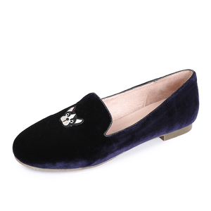 方头新款乐福鞋一脚蹬女鞋平底鞋刺绣浅口羊皮吸烟真皮单鞋2023春