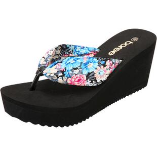 宝人厚底人字拖女新款高跟花布拖鞋夏季凉拖松糕夹脚沙滩鞋外穿