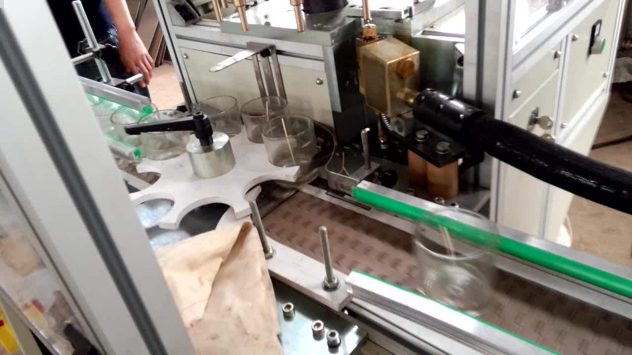 Automatic Fragrance Scented Glass Jar Candle Wick Inserting Making