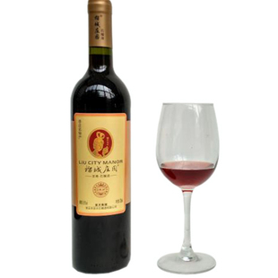 枣庄峄城冠世榴园亚太木盒至尊红石榴酒（四瓶装）特价包邮