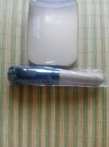 卡姿兰粉饼新恒丽透明粉饼是正规厂商生产的吗？效果好吗？亲自使用后评测,第5张
