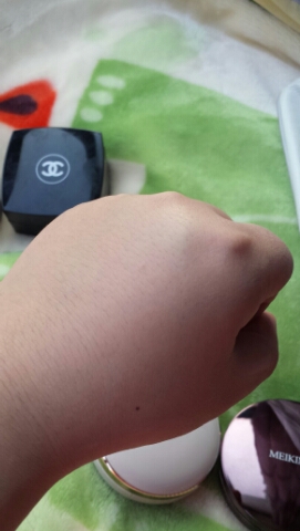 美康粉黛玫瑰粉饼么样到底好不好可以通用吗，两款产品使用评测,第7张