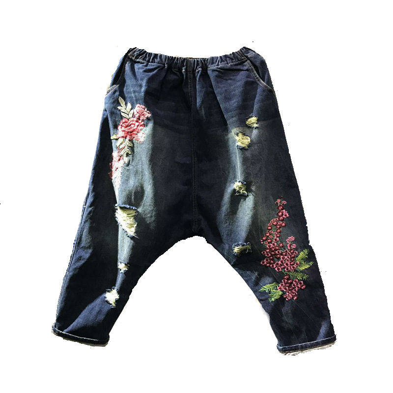 森系九分裤个性绣花吊裆牛仔裤
