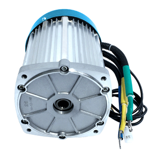 电动三轮车电机1500w3000w4000大功率高速无刷差速水电瓶60v2200w