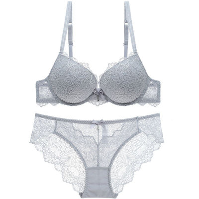 欧美新款文胸套装聚拢内衣