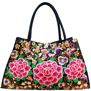 民族风包包女2022新款云南刺绣包 复古绣花包中老年手提包单肩包