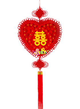 心形装饰布置婚庆红卧室中国结