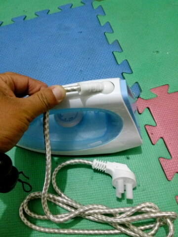 飞科蒸汽手持式电熨斗是正规品牌吗？使用后的效果如何_搜券