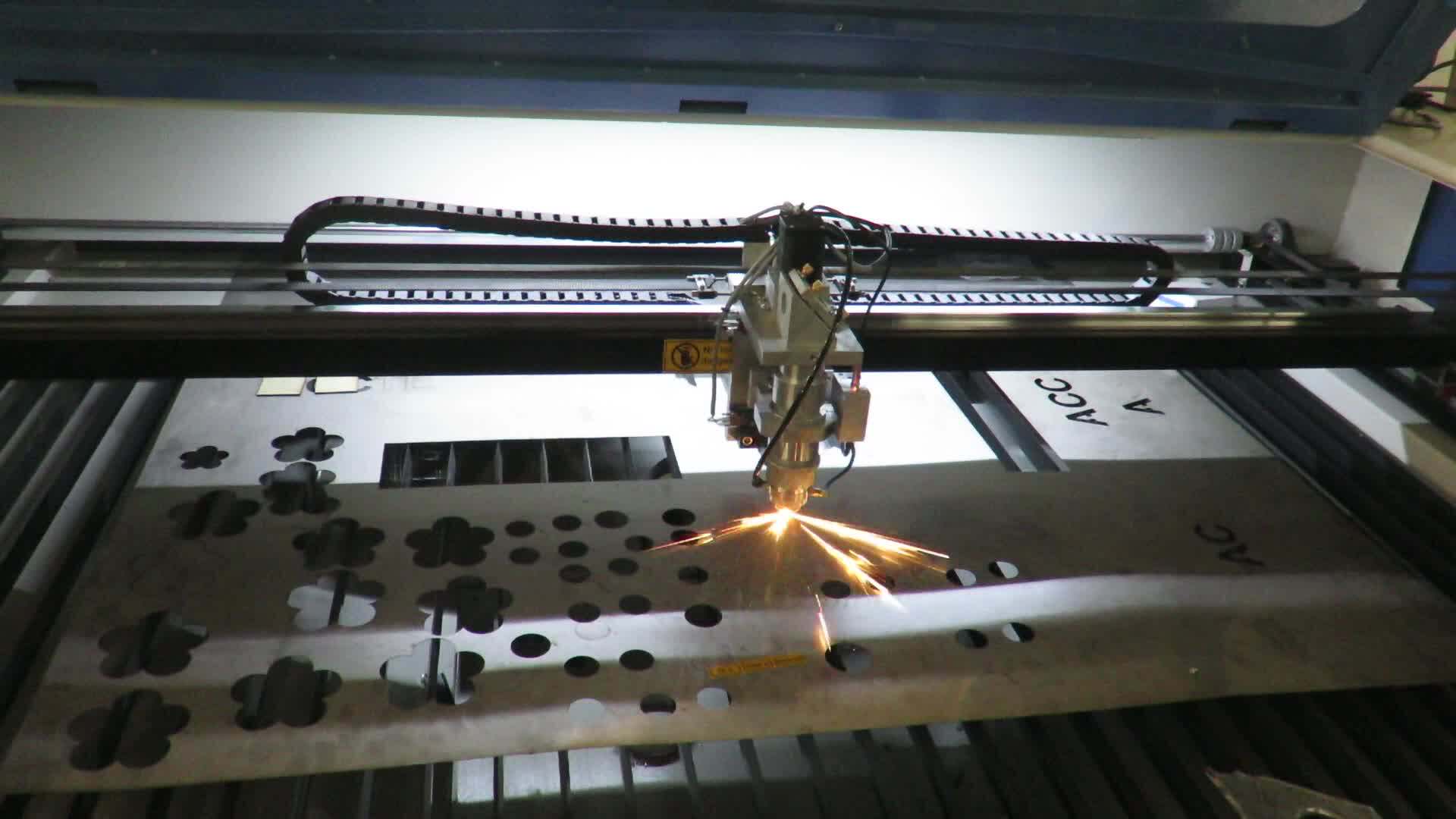 1530 Carbon Steel Acrylic Leather Laser Engraving And Cutting Machine