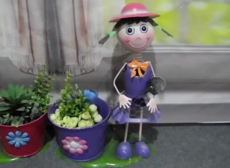 Home & Garden Ornament Metal Girl And Boy With Plant Stand Flower Pot