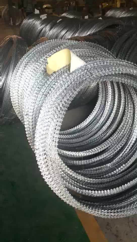 Triple Strand Concertina Wire/y Shaped Fence With Barbed Wire/razor