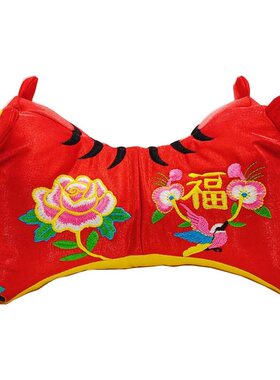 传统特色刺绣布老虎枕头布艺玩具