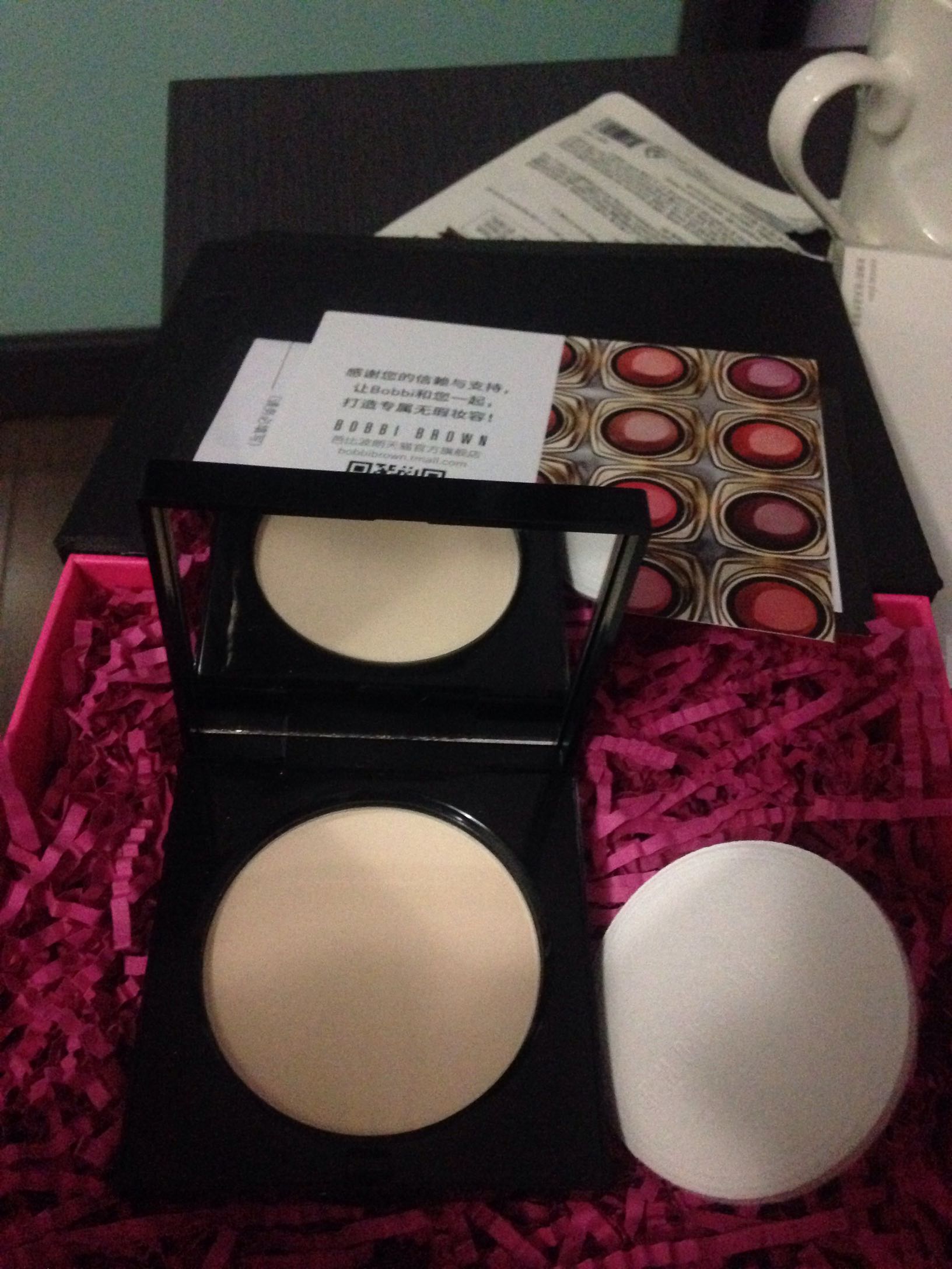 芭比波朗 羽柔蜜粉饼怎么样是哪个国家的牌子，热门产品亲自试验,第6张