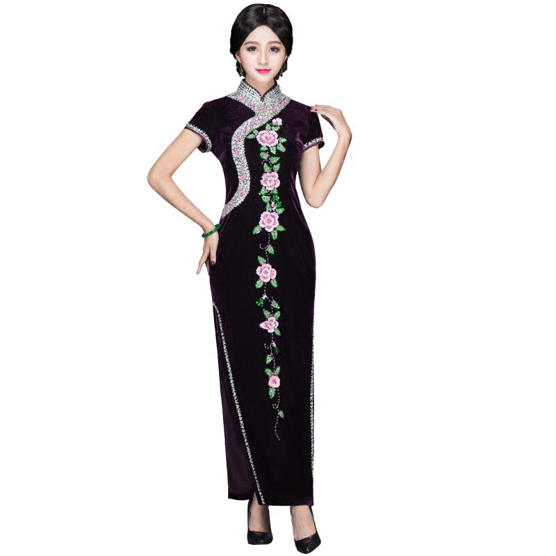 改良名媛淑女旗袍金丝绒长款大码显瘦手工钉珠宴会演出走秀旗袍裙