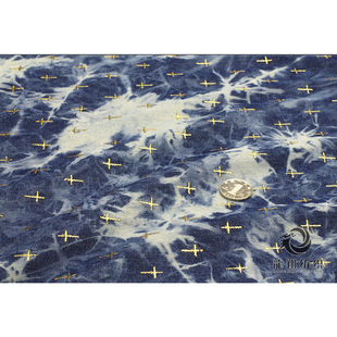 潮流烫金烫银布料十字架菱形格条子牛仔布料外套服装面料包包布料