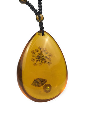 个性时尚仿琥珀吊坠项链气质男女情侣百搭毛衣链简约网红潮人挂件