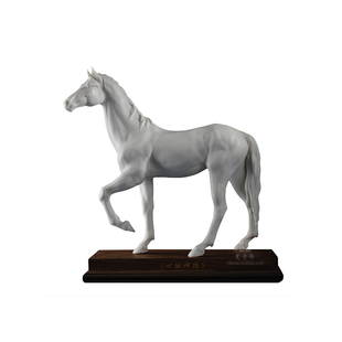 心驰神往优雅安静德化陶瓷马招财客厅家居装饰送领导工艺礼品摆件