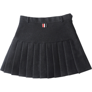 现货TB百褶裙短裙秋冬女2026新款加厚羊毛呢子高腰百搭A字半身裙