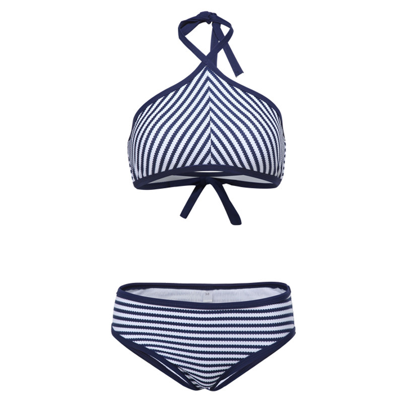 韩国新款比基尼男沙滩裤小胸聚拢钢托保守连体防晒情侣泳衣三件套