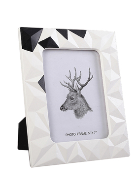 北欧风样板间黑白砂岩相框摆台