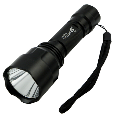 聚焦Q5三档C8远射型强光手电