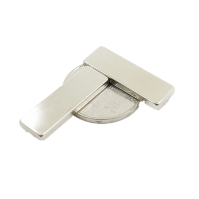 超强磁铁 长方形40*10*5 吸铁石 磁钢 钕铁硼 强力磁铁40X10X5MM