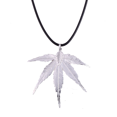 未镶嵌日本枫叶短款情人节礼物