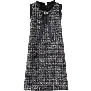 木木娜娜 2025秋冬新款女装 镶钻蝴蝶结压褶木耳边毛呢背心连衣裙