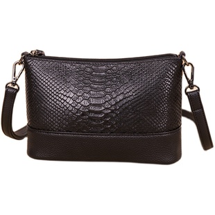 女包真皮小包包2025新款百搭时尚中年妈妈包鳄鱼纹牛皮单肩斜挎包