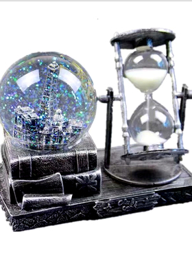 复古水晶球沙漏计时器房间卧室