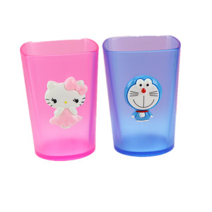 卡通hellokitty机器猫磨砂牙杯水杯方口杯洗漱杯漱口杯情侣刷牙杯