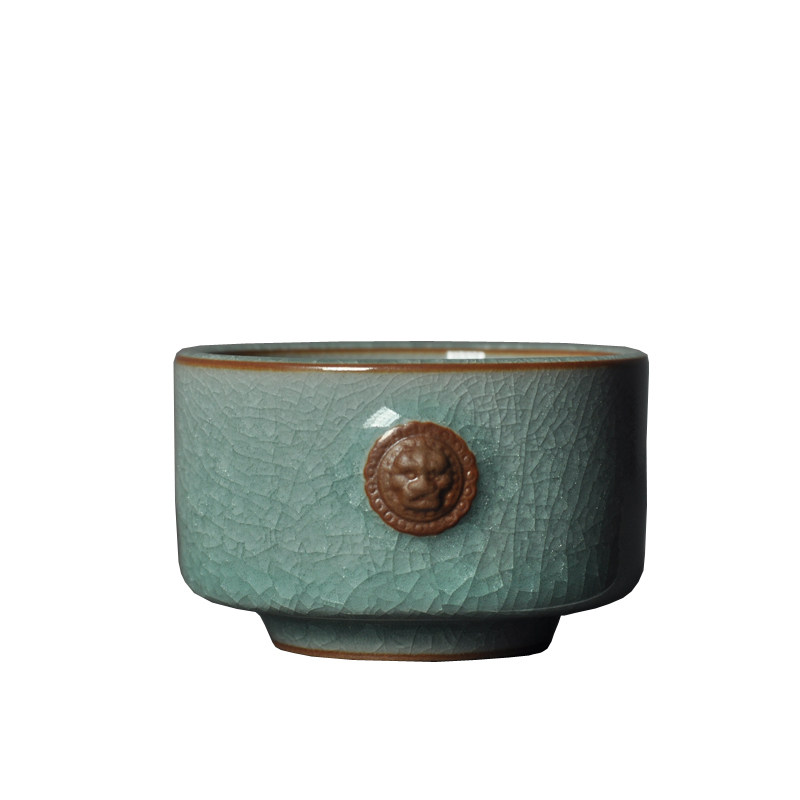 青瓷国大师叶小春兽首哥窑茶杯