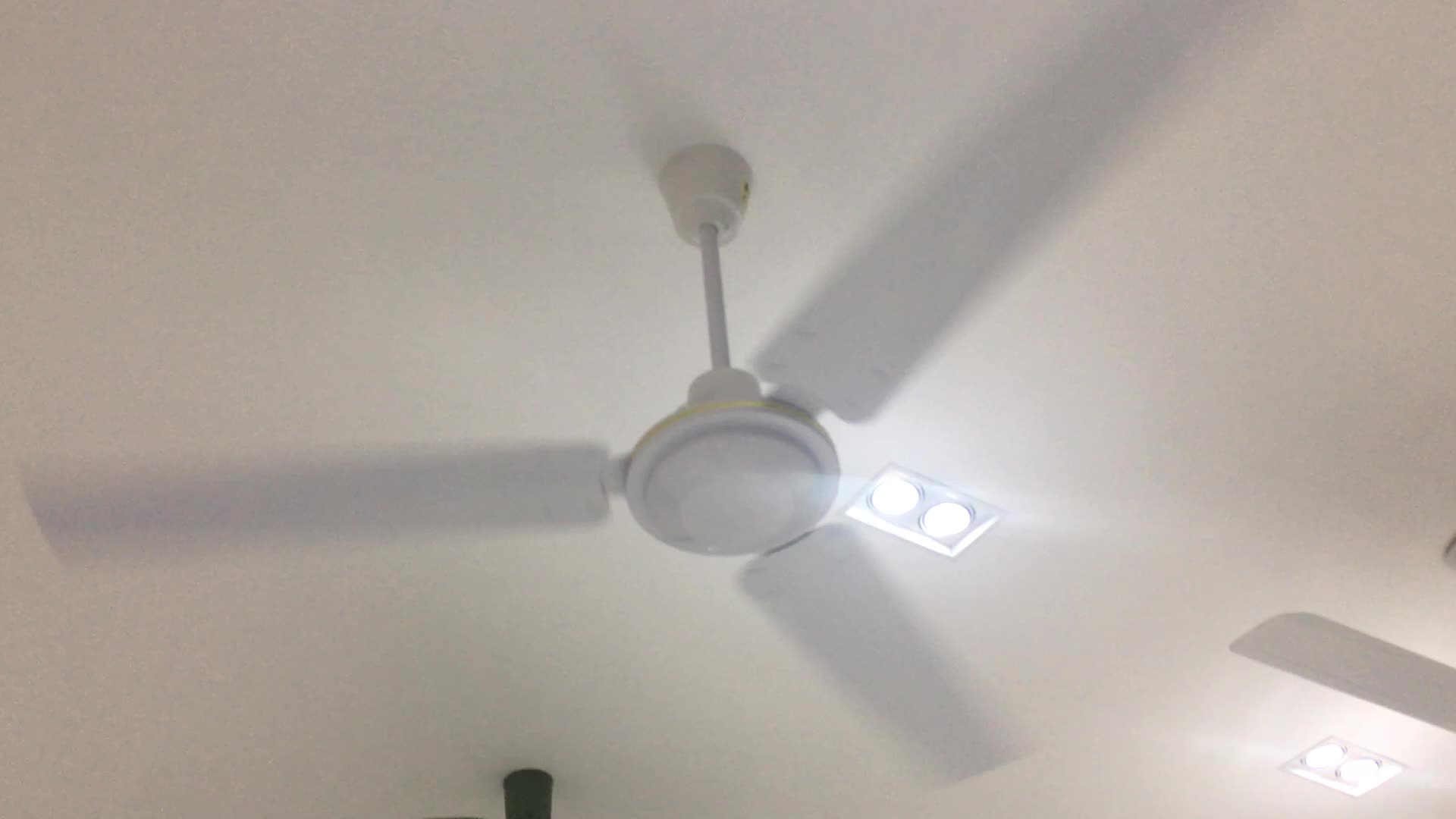 Industrial Factory Price Iraq Egypt Torndo Brand 56 Inch Electric Power Source Metal Ceiling Fan Buy Electric Power Source Ceiling Fan 56 Inch