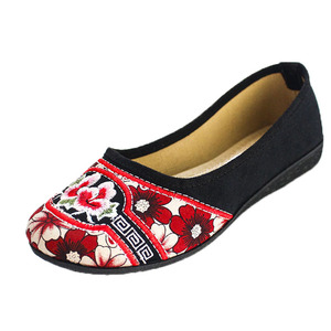 老北京布鞋女 新款绣花鞋民族风平底厚底单鞋 软底拼色妈妈鞋包邮