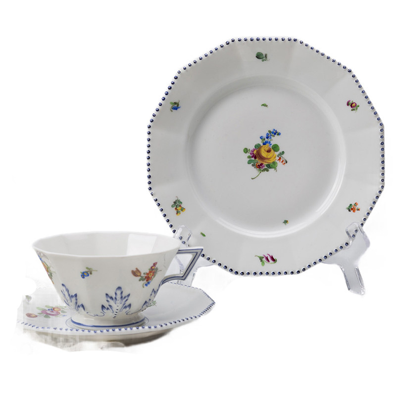 陶瓷宁芬堡至尊意式风浓缩摆件