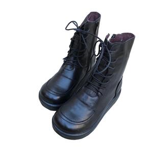 一席之地2022新款秋冬中桶靴子厚底坡跟胖宽脚荔枝纹牛皮个性帅气