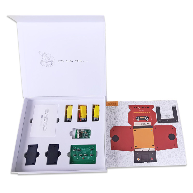 纸居良品DIY3D立体纸拼图装创意遥控机器人益智电动组装儿童玩具
