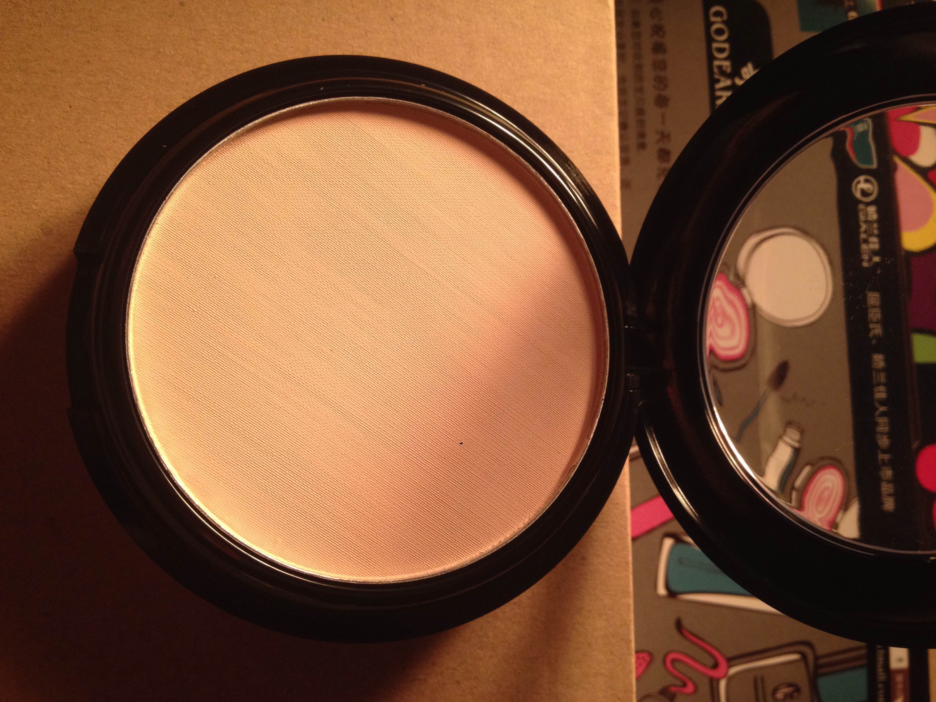 遮瑕粉饼保湿控油定妆粉饼质量怎么样一个多少钱，宝妈的亲自使用感受（价格实惠）,第4张