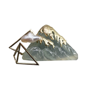 [ 冈日-金顶 ]雜粹设计原创胸针雪山手工18k金翡翠野生珍珠