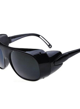 个性风时尚黑色太阳眼镜