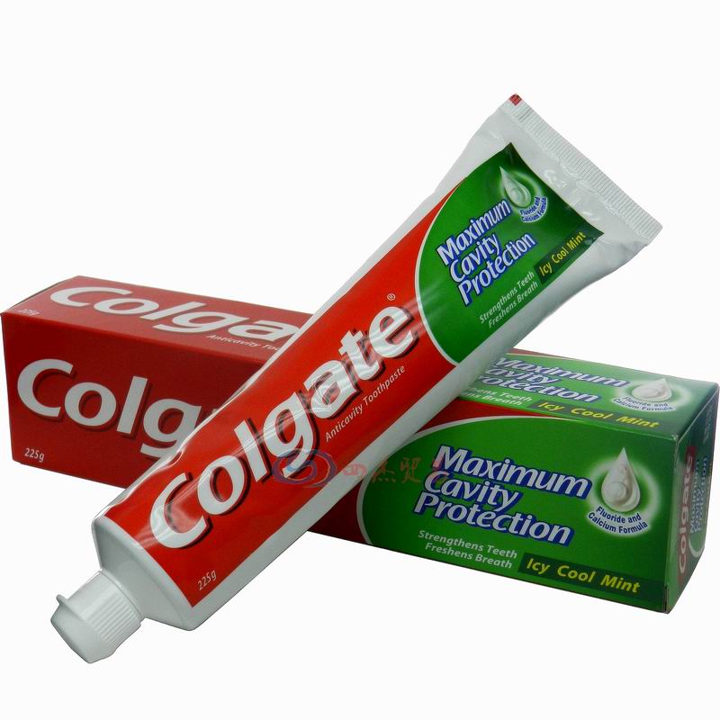 Colgate toothpaste高露洁牙膏美白冰凉冰爽口气清新去黄牙垢原装