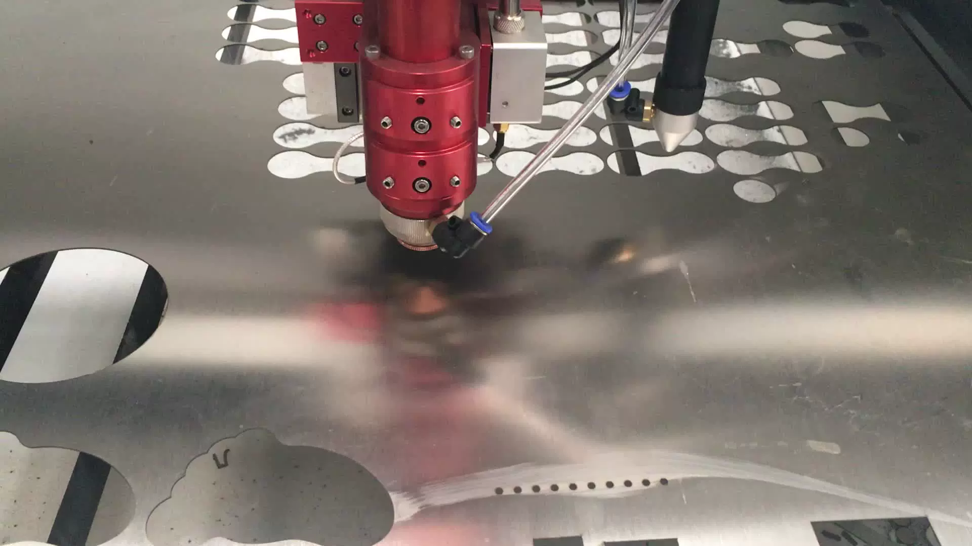 Лазерный нагрев. Лазерное нагревание. Лазерные технологии в машиностроении. Лазерная закалка (термоупрочнение). Электроннолучевая сварка.