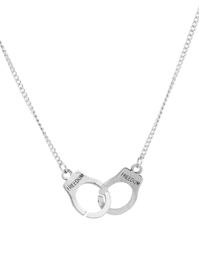 王一博同项链INS字母吊坠长链