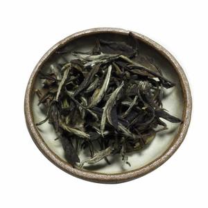 传统手工花香药香特级白牡丹白茶