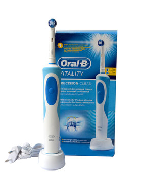 欧乐B德国博朗Oralb电动牙刷机清亮清洁型D12013旋转式电动刷牙机