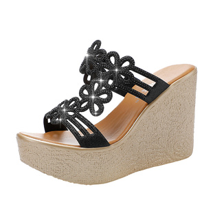 拖鞋女亮片试衣间一字拖时尚外穿11cm超高跟厚底高防水台坡跟凉拖