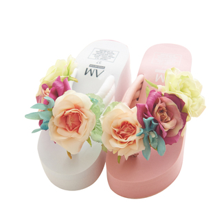 包邮海边女款花朵沙滩鞋人字拖坡跟拖鞋度假凉鞋女夏季泡沫防滑鞋