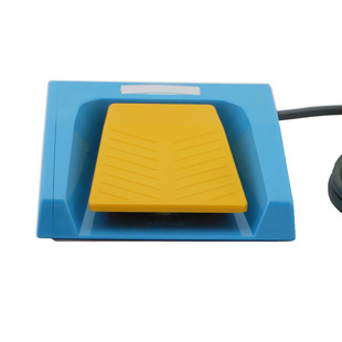 进口脚踏开关凯昆HRF-M5Y防水脚踏板IP68脚踩器带2米线烤塑壳