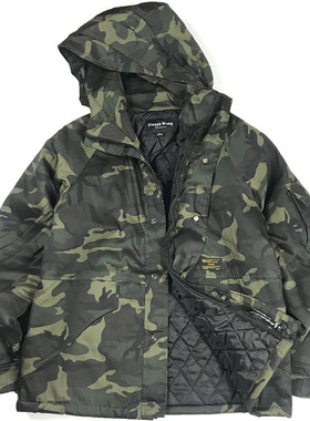 秋冬季迷彩色厚款工装连帽棉服